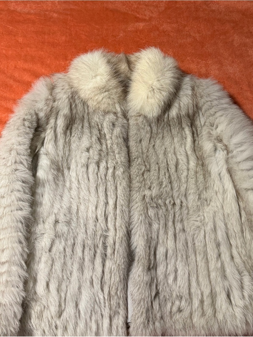 Gray Saga Fox Authentic 80’s Vintage Fur Coat Real Silver Fox Fur, Size Medium